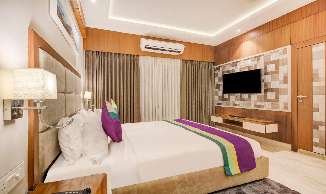 Treebo Premium Tahoora International Hotel Kolkata Exterior photo
