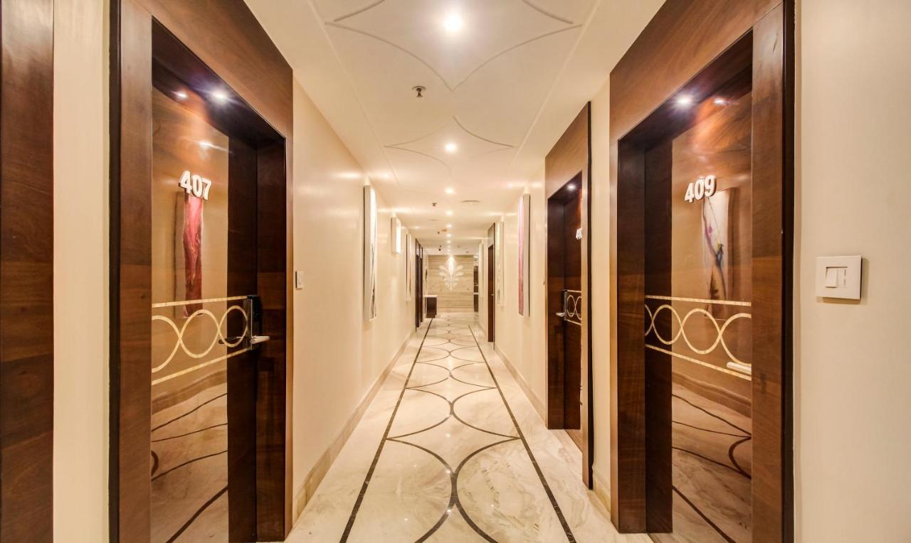 Treebo Premium Tahoora International Hotel Kolkata Exterior photo