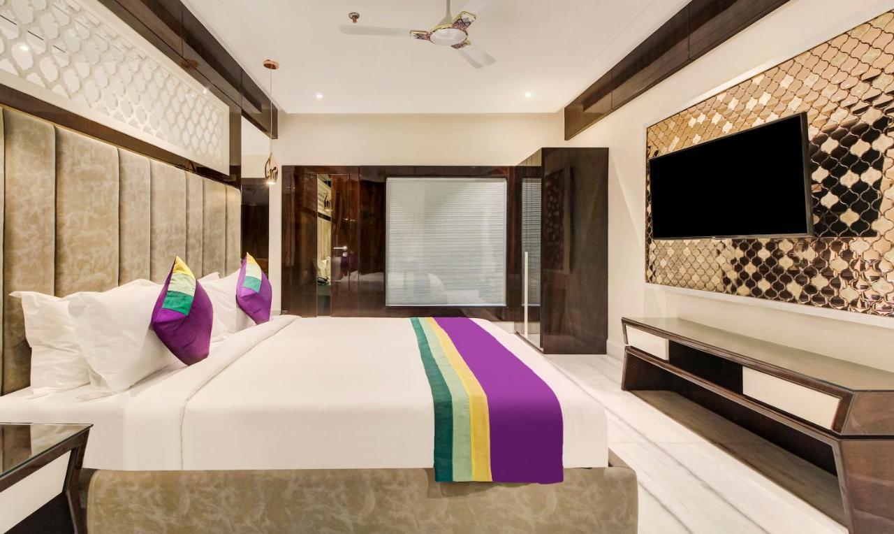 Treebo Premium Tahoora International Hotel Kolkata Exterior photo