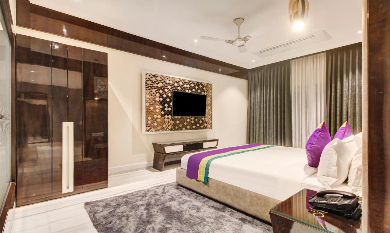 Treebo Premium Tahoora International Hotel Kolkata Exterior photo