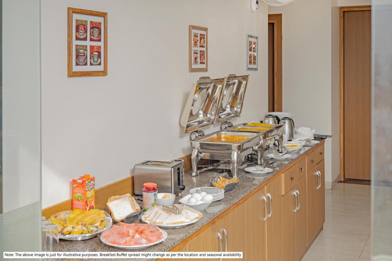 Treebo Premium Tahoora International Hotel Kolkata Exterior photo